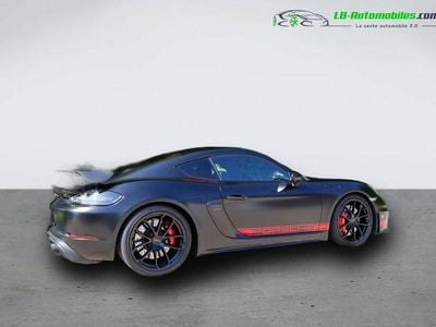 Porsche Cayman GT4