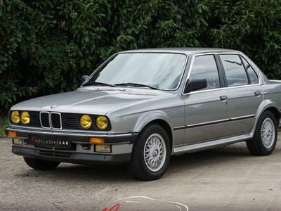Occasion BMW 325 Sport Line 170 ch (125 kW) 1987 Gris Berline
