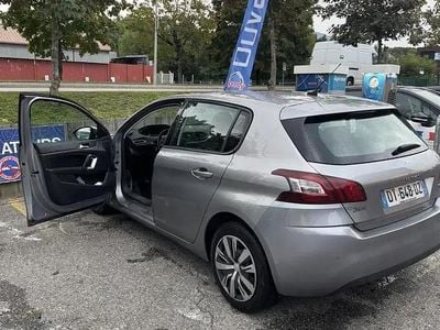 Occasion 2015 Peugeot 308 Berline | 5 400 €