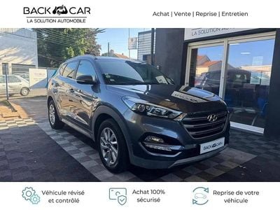 Gris Occasion 2017 Hyundai Tucson SUV | 13 990 € (Prix juste)
