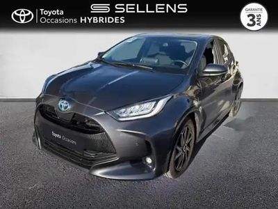 Occasion Toyota Yaris Hybrid Design 116 ch (85 kW) 2023 Gris atlas (m) Berline