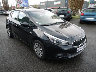 Occasion Kia Ceed Motion 102 ch (75 kW) 2014 Noir Citadine