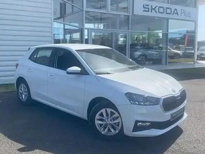 Blanc Occasion 2024 Skoda Fabia Selection Berline | 16 990 € (Prix juste)