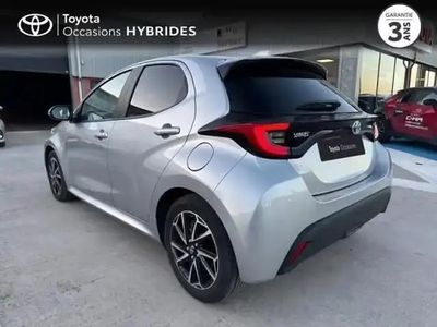 Occasion Toyota Yaris Hybrid Design 92 ch (67 kW) 2024 Gris minéral (m) Berline