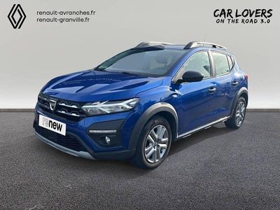 Bleu Occasion 2022 Dacia Sandero Essentiel Citadine | 12 699 € (Prix juste)