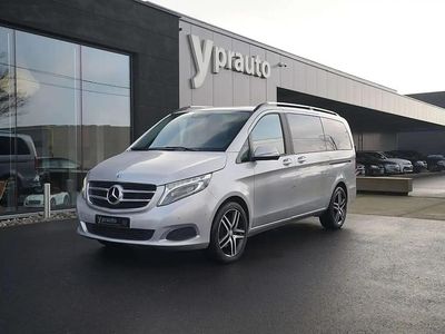 Mercedes V220