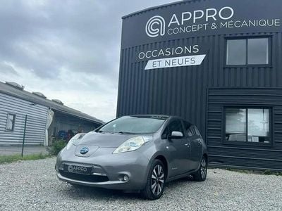 Gris Occasion 2016 Nissan Leaf Tekna Citadine | 8 990 € (Prix assez cher)