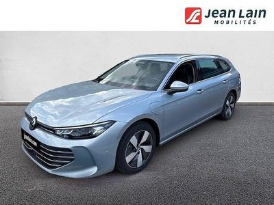 Argent dolomite Occasion 2025 VW Passat Life Break | 51 990 € (Prix cher)