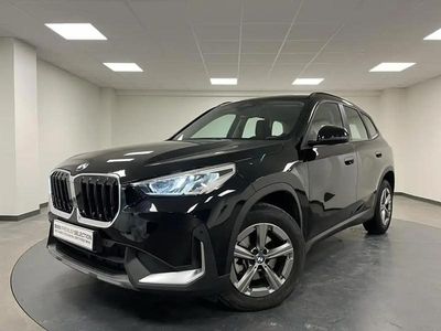 Noir Occasion 2022 BMW X1 Sport Line SUV | 36 890 € (Prix juste)