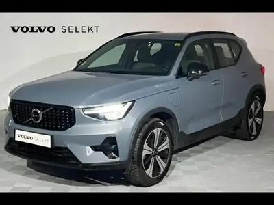 Gris Occasion 2023 Volvo XC40 Plus SUV | 42 900 € (Prix cher)