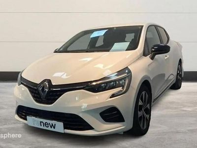 Blanc Occasion 2023 Renault Clio V Evolution Berline | 17 499 € (Prix juste)
