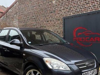 Gris Occasion 2009 Kia Ceed Citadine | 5 990 €