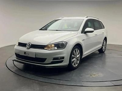 Occasion VW Golf VII LOUNGE 105 ch (77 kW) 2015 Blanc Break