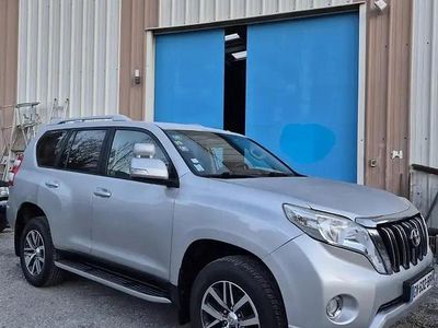 Bleu Occasion 2017 Toyota Land Cruiser Lounge SUV | 41 900 € (Prix juste)