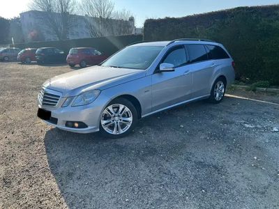 Mercedes E200