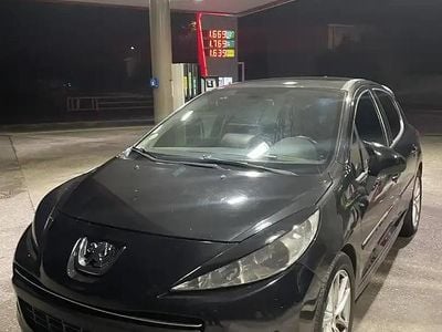 Occasion 2011 Peugeot 207 Allure Berline | 2 600 € (Prix assez cher)