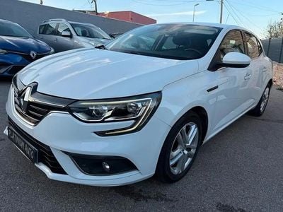 Blanc Occasion 2017 Renault Mégane IV Business Berline | 8 990 € (Bon prix)