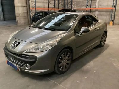 Gris Occasion 2007 Peugeot 207 Cabriolet | 5 990 € (Prix juste)
