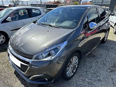 Gris Occasion 2018 Peugeot 208 Allure Citadine | 11 490 € (Prix cher)