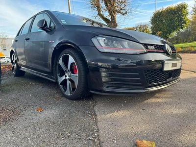 Noir Occasion 2014 VW Golf VII GTI Berline | 18 690 € (Prix juste)