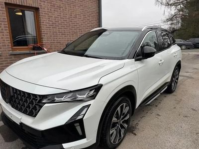 Blanc Nouvelle 2025 Renault Austral Techno SUV | 34 999 € (Prix juste)