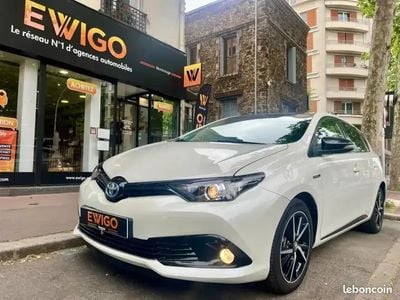 Toyota Auris Hybrid