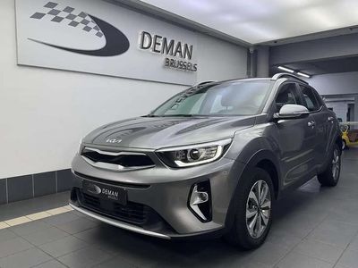 Gris Occasion 2024 Kia Stonic Plus SUV | 22 500 € (Prix juste)