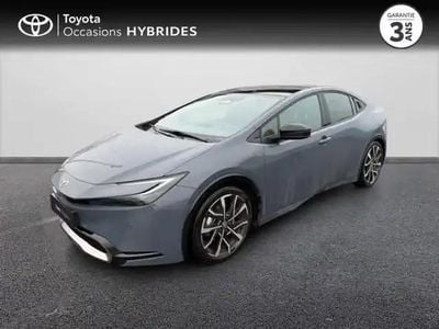 Occasion Toyota Prius Design 223 ch (164 kW) 2023 Gris météore métallisé Berline