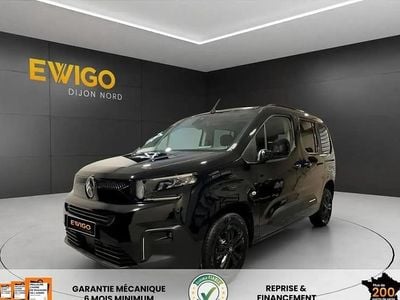 Noir Nouvelle 2025 Citroën Berlingo Monospace | 26 990 € (Prix juste)