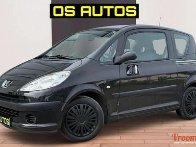 Noir Occasion 2007 Peugeot 1007 Monospace | 4 990 €