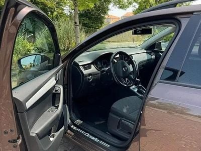 Occasion Skoda Octavia Active 105 ch (77 kW) 2014 Berline