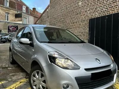 occasion Renault Clio III dCi 75 eco2 TomTom Live 48000KM