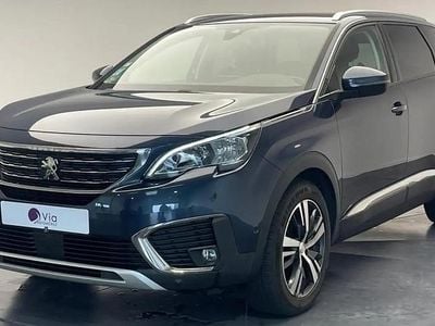 Bleu Occasion 2017 Peugeot 5008 Allure SUV | 14 490 € (Prix assez cher)