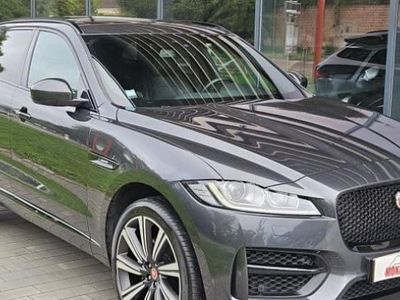 Gris Occasion 2017 Jaguar F-Pace R-Sport SUV | 38 900 € (Prix cher)