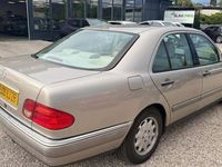 Occasion Mercedes E240 Classic 170 ch (125 kW) 1999 Berline