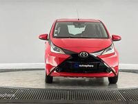Occasion Toyota Aygo X-play 69 ch (50 kW) 2016 Rouge Citadine
