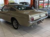 Occasion Ford V8 Fastback 201 ch (147 kW) 1965 Beige Coupé