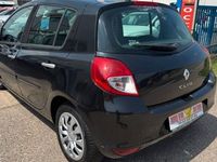 Occasion Renault Clio III Dynamique 100 ch (73 kW) 2010 Citadine