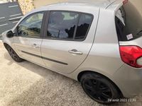 Occasion Renault Clio III 75 ch (55 kW) 2011 Berline