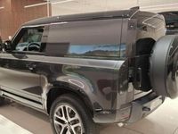 Occasion Land Rover Defender SE Dynamic 249 ch (183 kW) 2025 Citadine