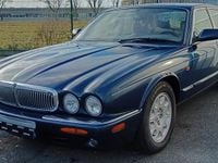 Occasion Jaguar XJ8 Sovereign 243 ch (178 kW) 1998 Bleu Berline