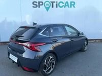 Occasion Hyundai i20 100 ch (73 kW) 2023 Gris Berline