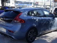 occasion Volvo V40 T2 122CH MOMENTUM GEARTRONIC