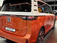 Occasion VW ID. Buzz Pro 213 kW (290 ch) 2024 Blanc candy / orange energetic Monospace