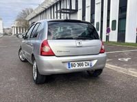 Occasion Renault Clio II Dynamique 67 ch (49 kW) 2008 Gris Berline