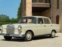 Occasion Mercedes 200 95 ch (69 kW) 1966 Beige Berline