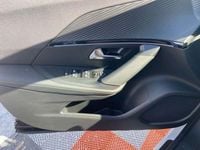 Nouvelle Peugeot 2008 GT 145 ch (106 kW) 2025 Blanc SUV