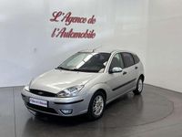 Occasion Ford Focus Trend 99 ch (72 kW) 2003 Gris Berline
