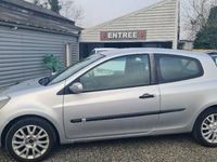 Occasion Renault Clio III Dynamique 85 ch (62 kW) 2006 Citadine