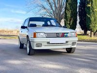 Occasion Peugeot 205 102 ch (75 kW) 1990 Blanc Berline